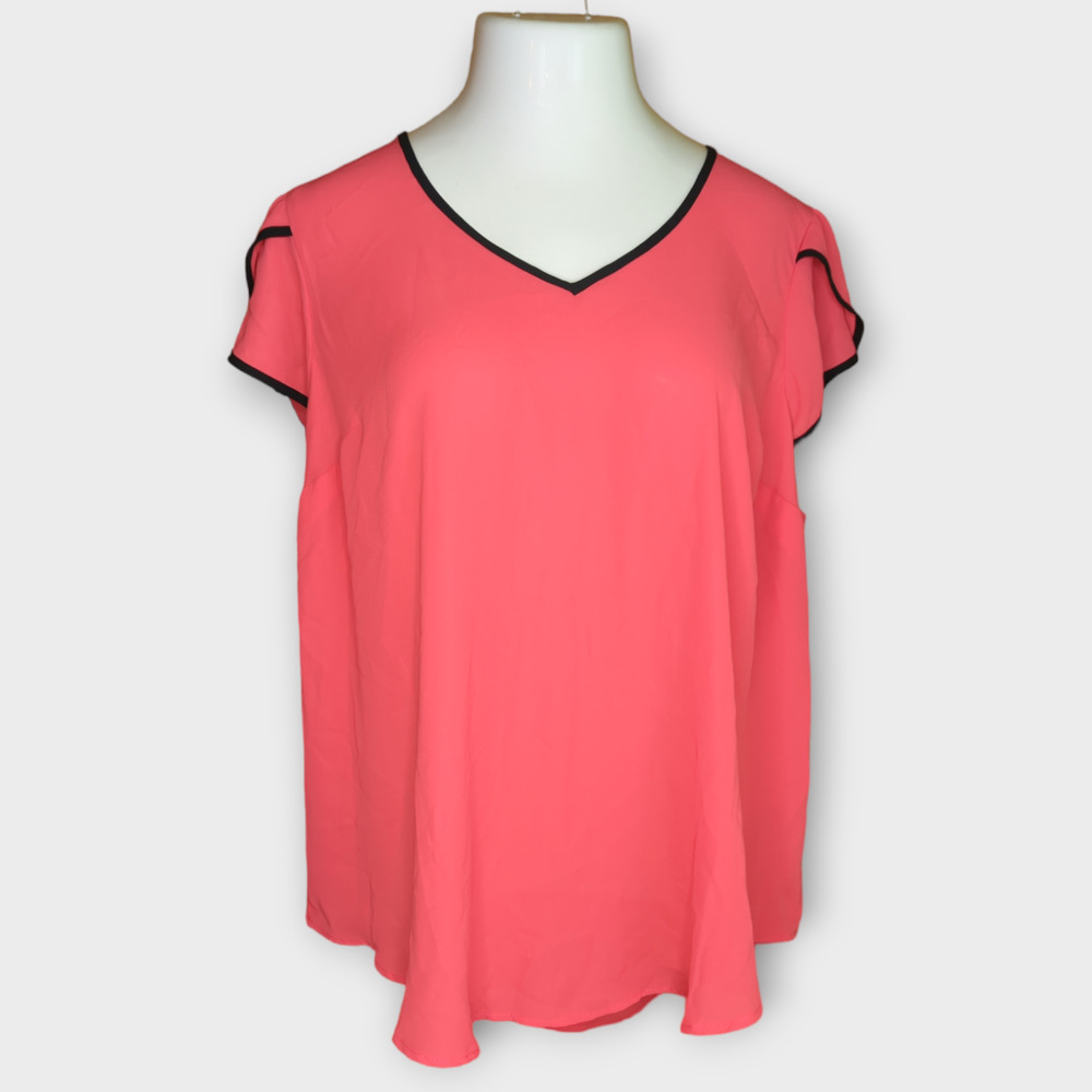 TORRID Coral V-neck Career Short Sleeve Blouse Black Trim 2X Plus